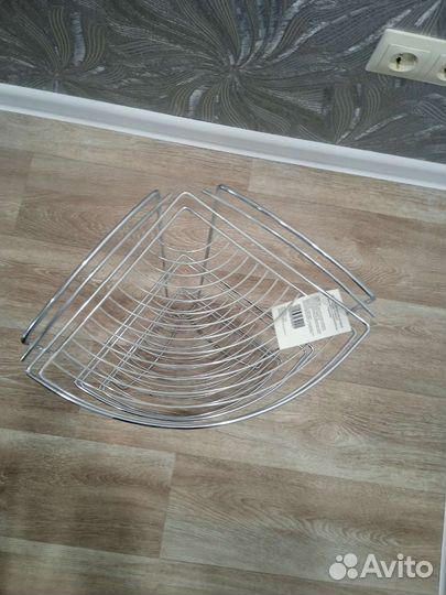 Угловая полка новая для ванной