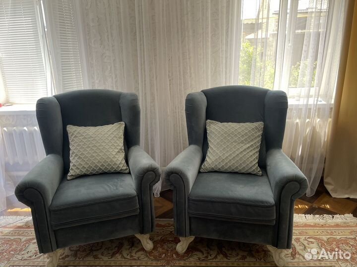 Диван с креслами