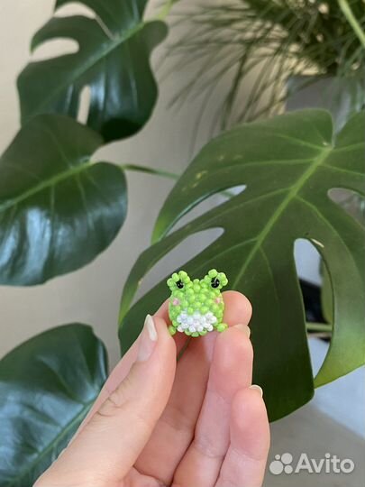 Лягушонок из бисера