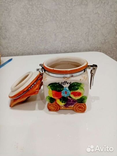 Банка 2 штуки