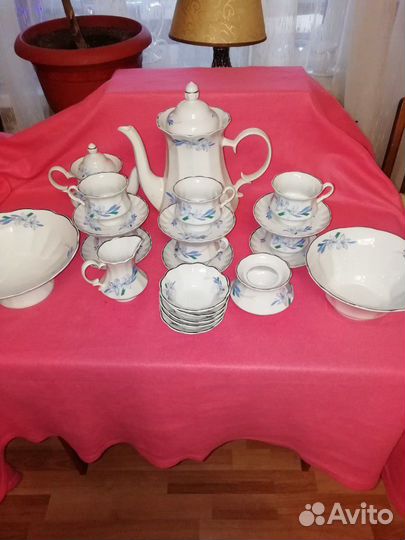 Сервиз столовый и чайный