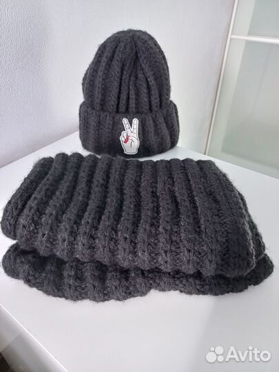 Комплект шапка и снуд зимний