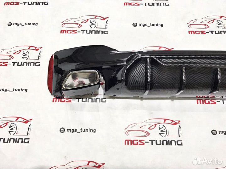 Диффузор M5-CS под карбон c насадками BMW 5 G30