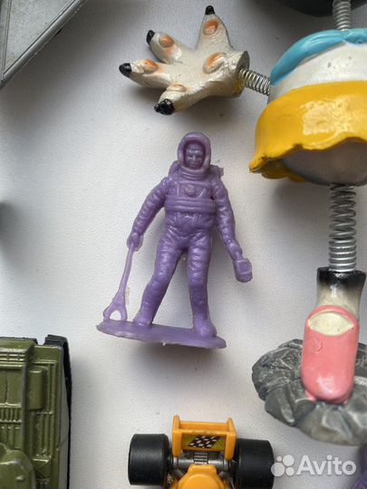 Игрушки 90х 2000х, битва фентези, космонавты