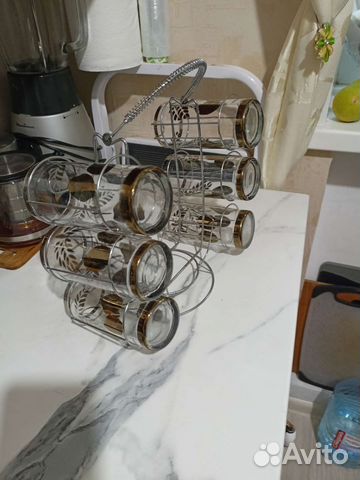 Подставка с стаканами