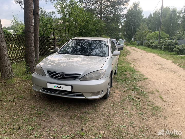 Toyota Camry 2.4 МТ, 2004, 337 000 км