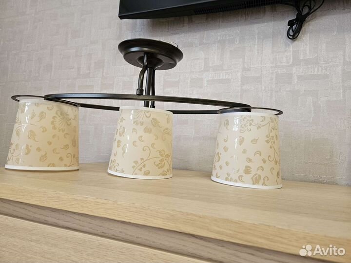 Люстра потолочная