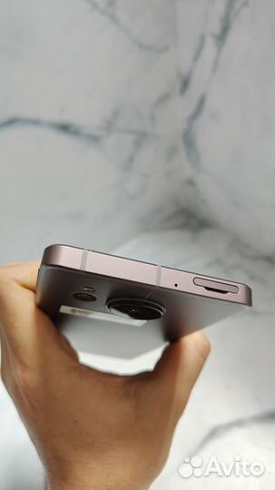 Sharp Aquos Sense7 Plus, 6/128 ГБ