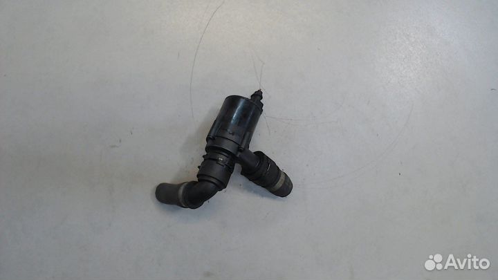 Насос водяной BMW X5 E70, 2008