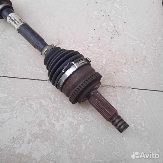 Полуось правая привод Kia Ceed