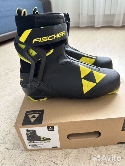 Ботинки Fischer Speed max JR Skate