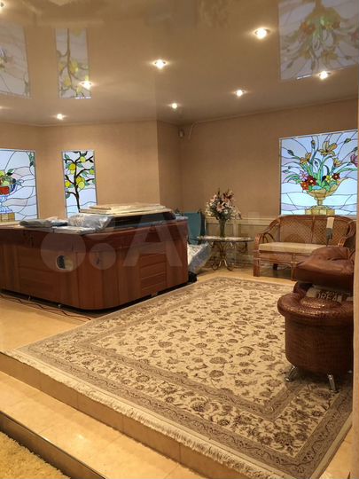 Дом 336 м² на участке 22 сот.