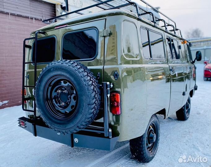 Задний бампер Медведь кроншт запаски УАЗ 452