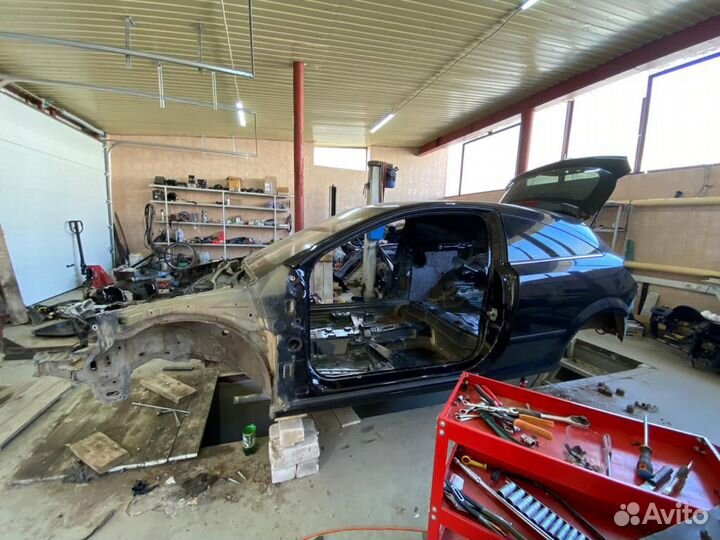 Четверть Opel Astra H GTC купэ