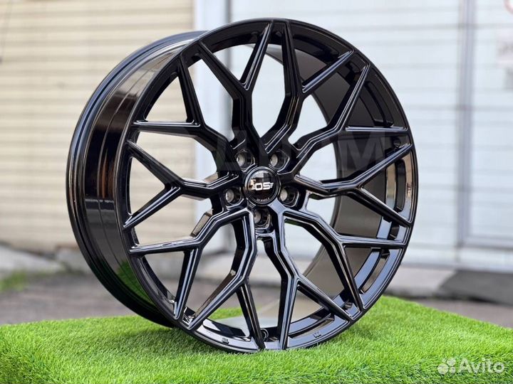 Новые диски R22 5/114,3 Vossen HF-2