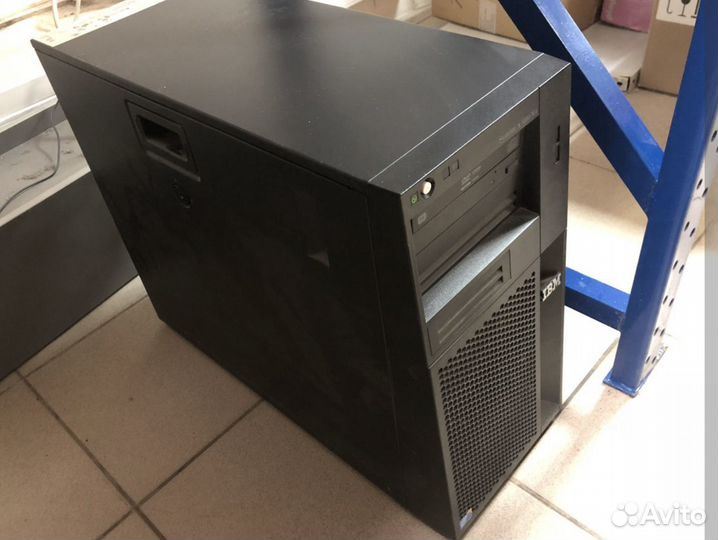 Сервер IBM ExpSell x3100M4