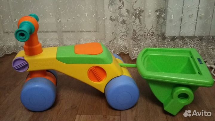 Самокат с прицепом tomy