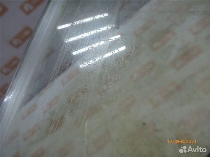 Стекло двери переднее левое Mitsubishi Lancer CS1A