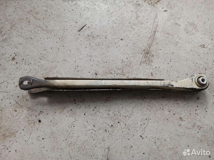 Задний правый (верхний) рычаг BMW E46