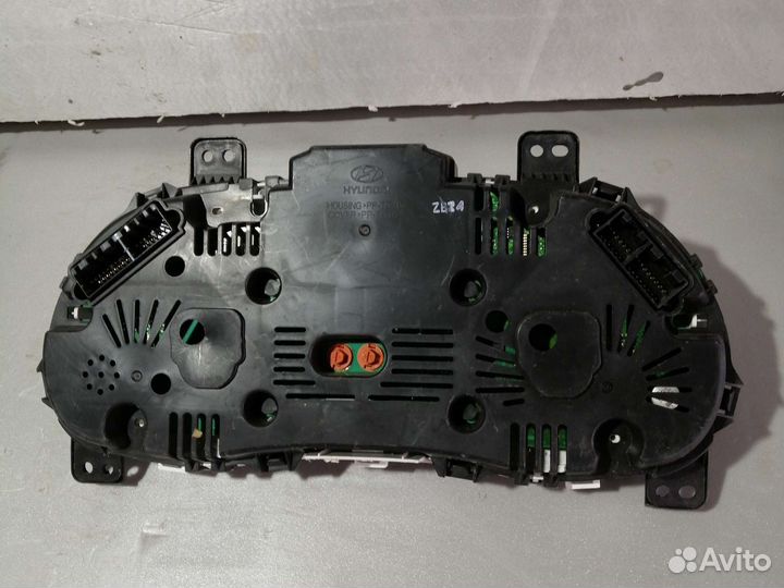 Hyundai Solaris панель приборов 2010-2016