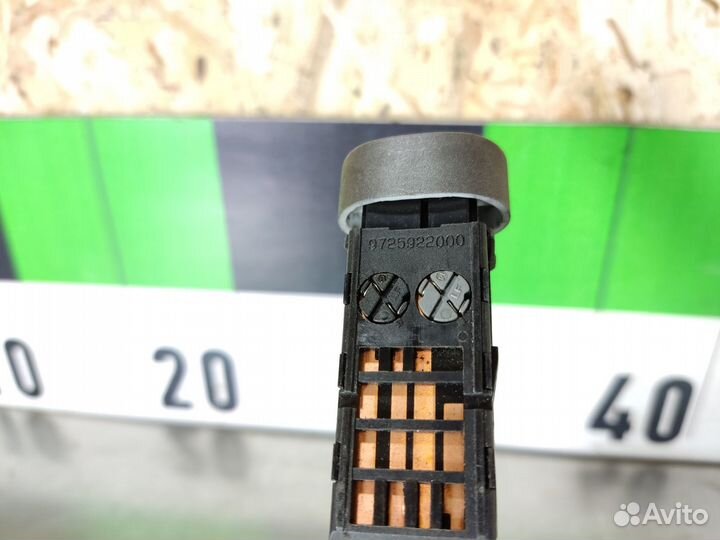 Кнопки Hyundai Accent 2000-2012