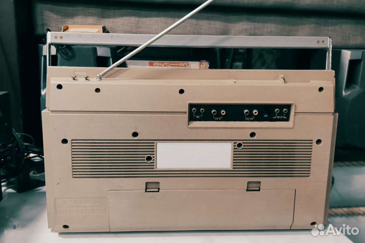 Магнитола Aiwa J60