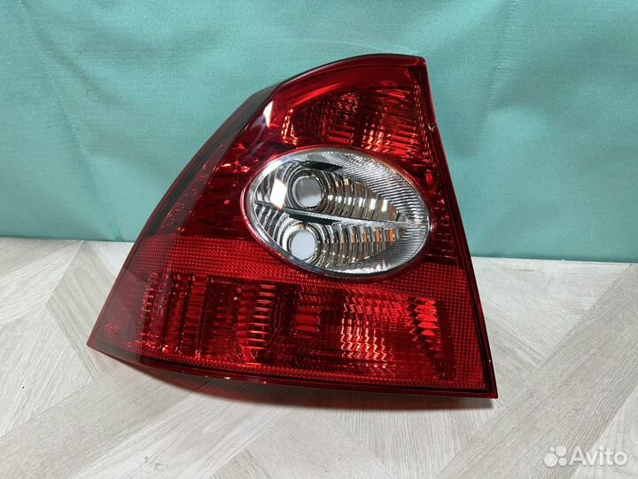 Фонарь задний левый Ford Focus 2 (04-11) седан
