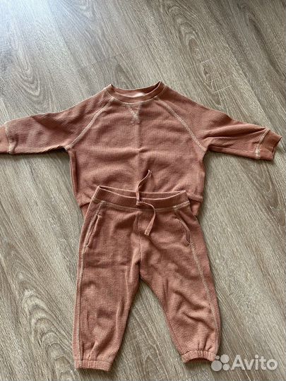 Комлект одежды zara