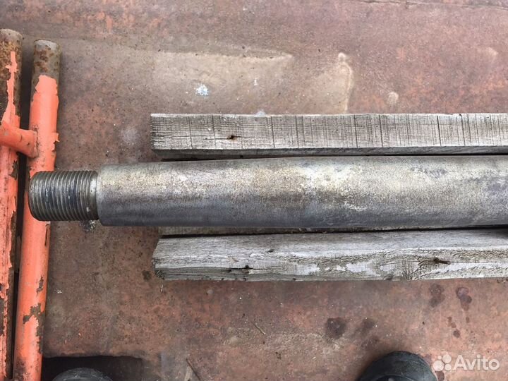 Вал гребной для моторной яхты