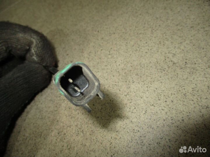 Датчик ABS передний Opel Astra J 2009-2015