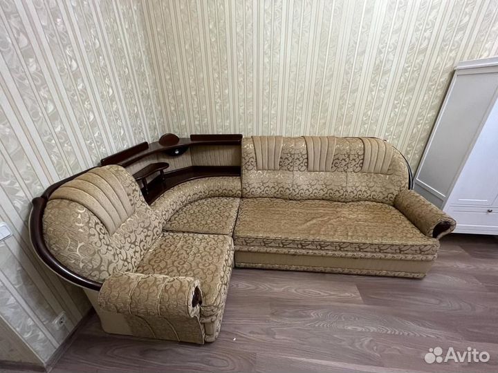 Угловой диван бу