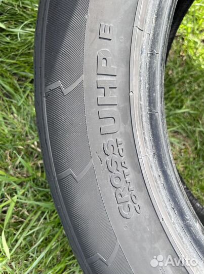 Continental ContiCrossContact UHP 235/55 R19