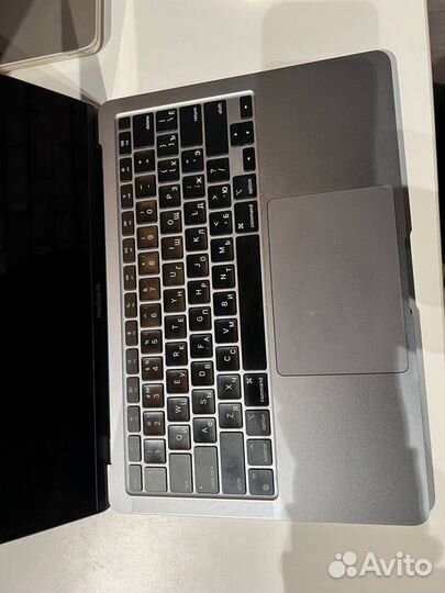 Macbook Air 13 M1 8/256gb, MGN63LL/A 2020