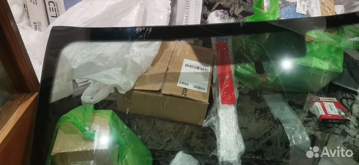 Лобовое стекло Пежо 307 01-08 AGC