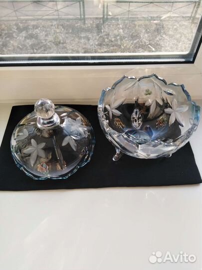 Набор вазочек из цветного стекла