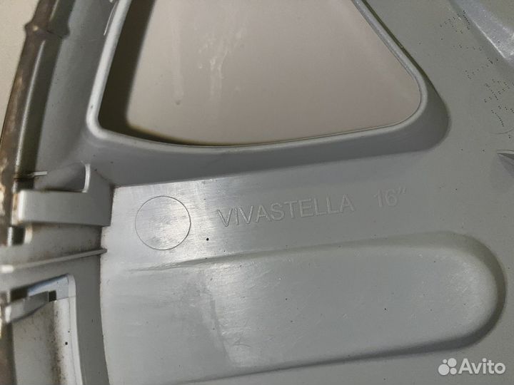 Колпаки на колеса r 16 Renault