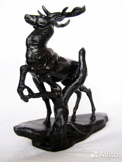 Благородный лесной олень Каслинское литье Касли