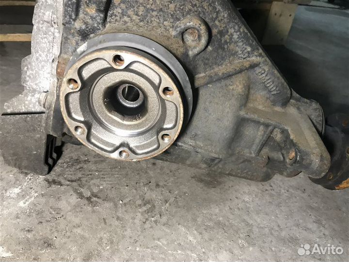 Редуктор задний Bmw 7-Series E65 N62B40A 2007