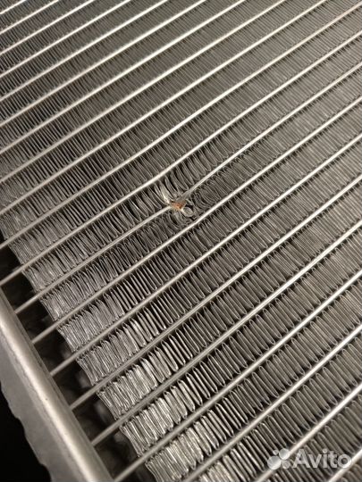 Радиатор охлаждения двигателя 253104H850