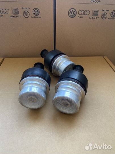 Шаровая опора Audi Q7,Q8 4M0407698C