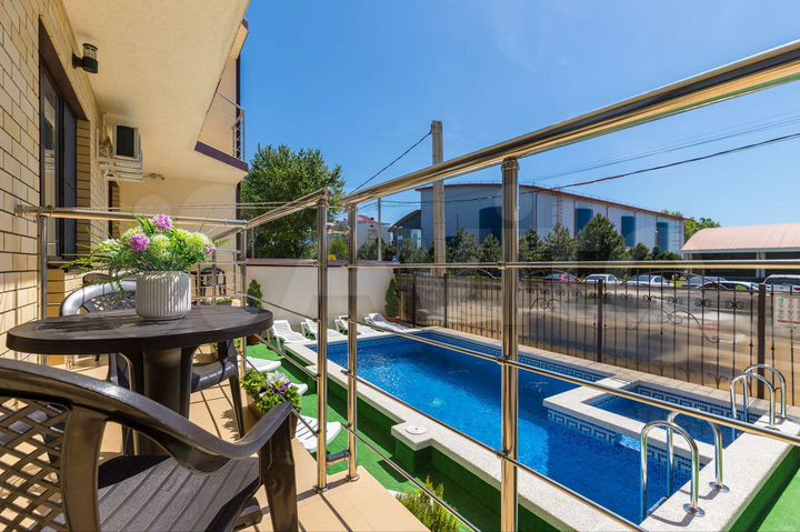 Комната 20 м², 1/3 эт.