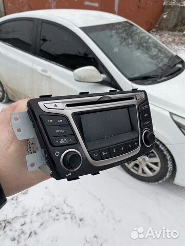 Штатная магнитола на hyundai solaris 1