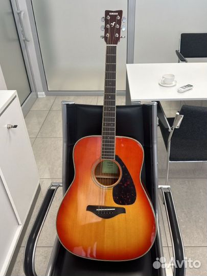 Yamaha FG820