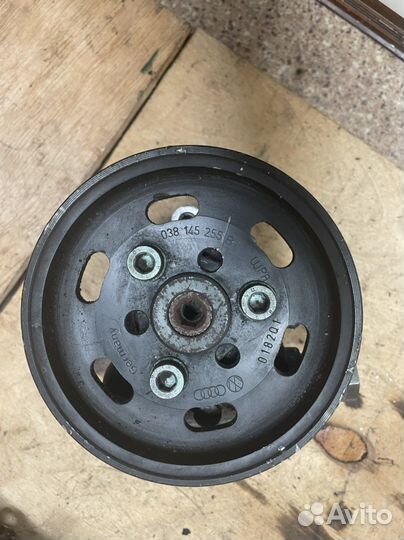 Насос гидроусилителя руля 8E0145155N Audi Volkswag