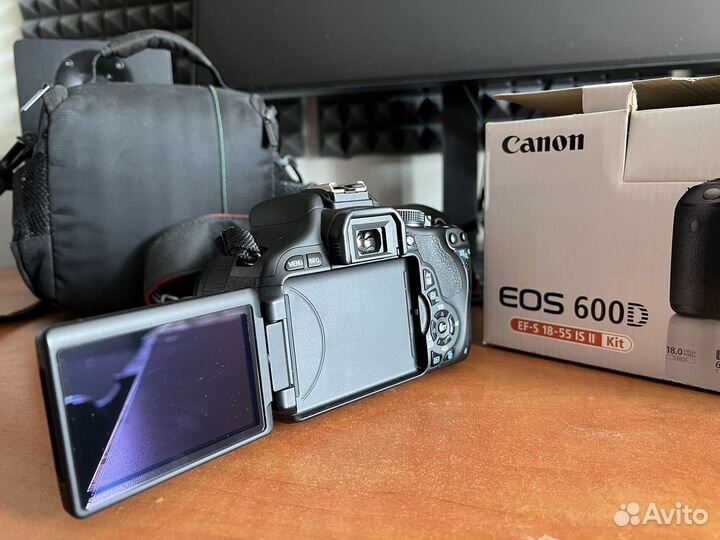 Зеркальный фотоаппарат canon 600d