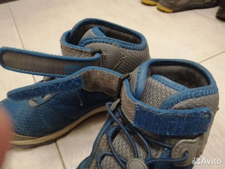 Кроссовки Jack wolfskin демисезонные 32