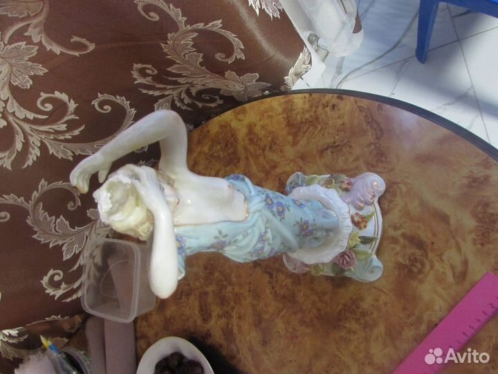 Ваза-статуэтка фарфор мейсен