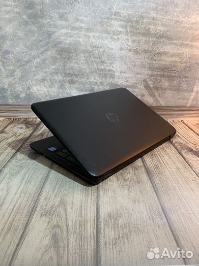 Тонкий как новый ноутбук HP / Intel Celeron / 4gb