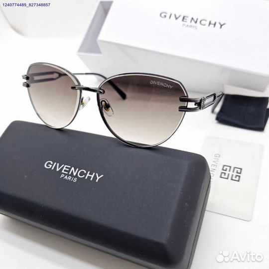 Солнцезащитные очки Givenchy