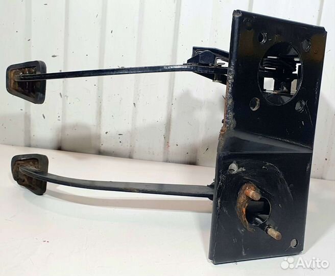 Блок педалей Chevrolet Niva